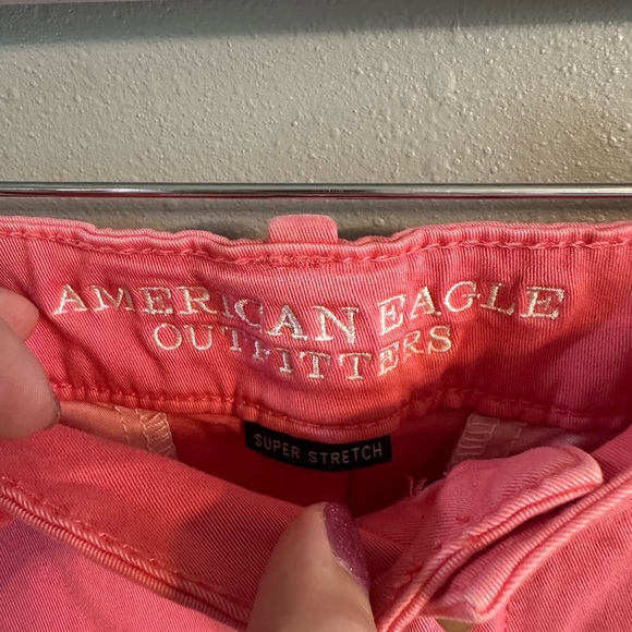 5/$25 American Eagle Outfitters Super Stretch Aeo Twill Pink Midi Shorts - Picture 2 of 5
